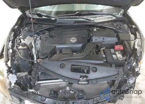 2015 Nissan Altima 2.5 S z USA, uszkodzony, nr VIN 1N4AL3AP3FN326465